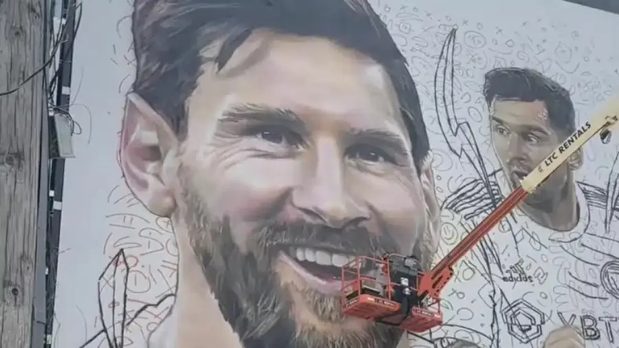 Foto de Messi sonriente en Wynwood