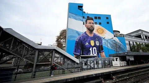 Foto de Messi en la estación Villa del Parque
