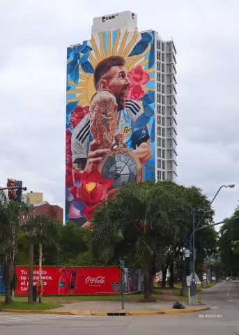 Foto de Messi con la Copa (CAM 100)